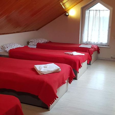 Pensjon Polska Bed & Breakfast Познан Екстериор снимка